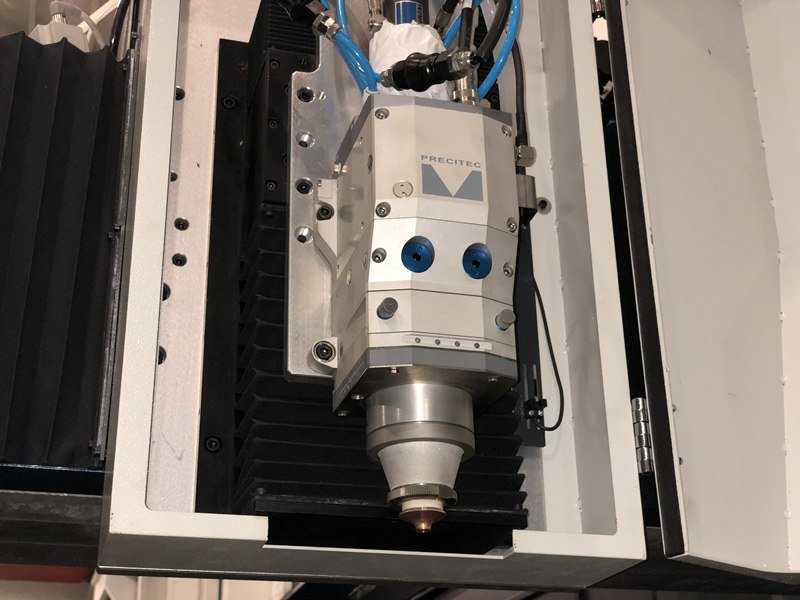 Producenci maszyn do cięcia laserem światłowodowym Accurl IPG 6KW